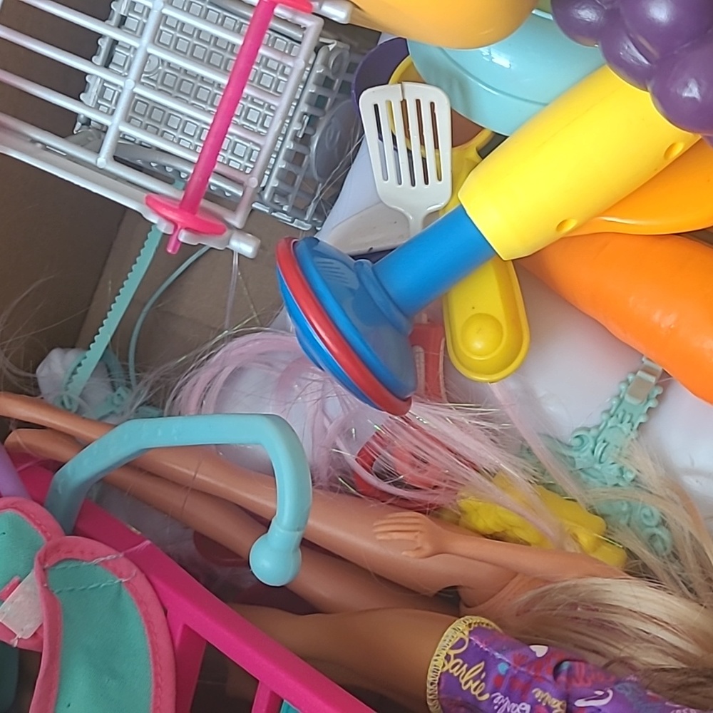 Toys bundle - Picture 2 of 4
